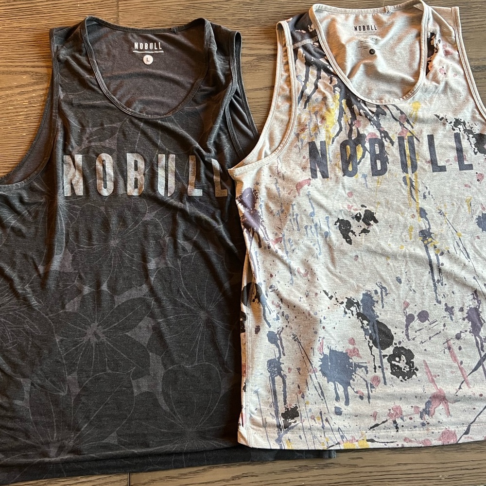 Mens size large NoBull tanks